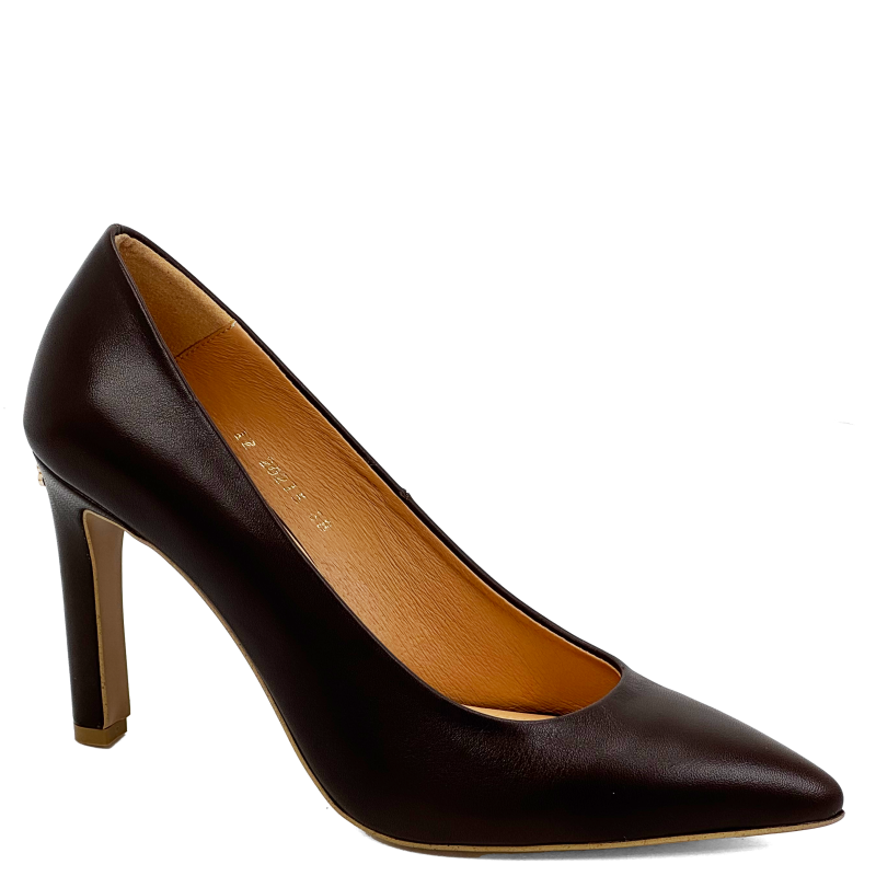 czekoladowe szpilki skórzane na  (3).png