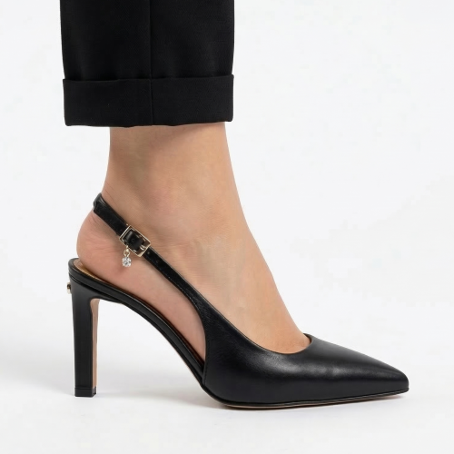 Czarne skórzane czółenka z odkrytą piętą Baldaccini 20710