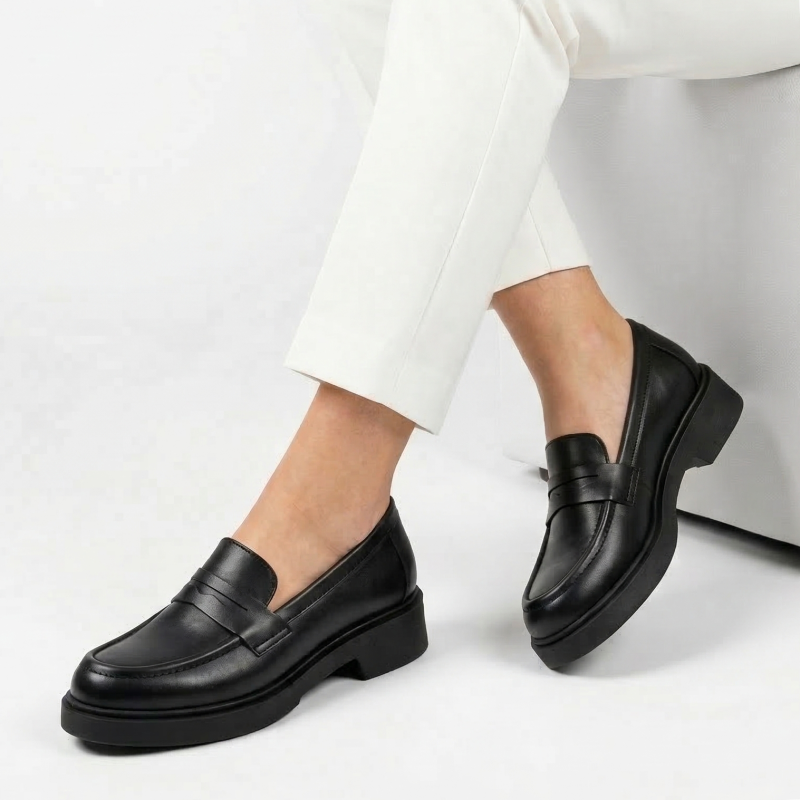 Czarne licowe mokasyny damskie skórzane Baldaccini 2