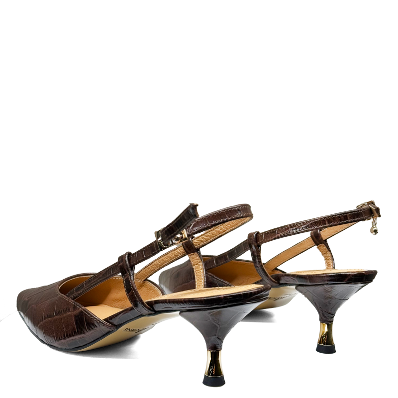 Brązowe czółenka na niskim obcasie slingback 4