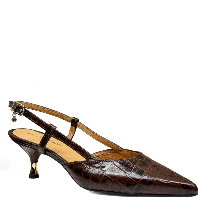 Brązowe czółenka na niskim obcasie slingback 1