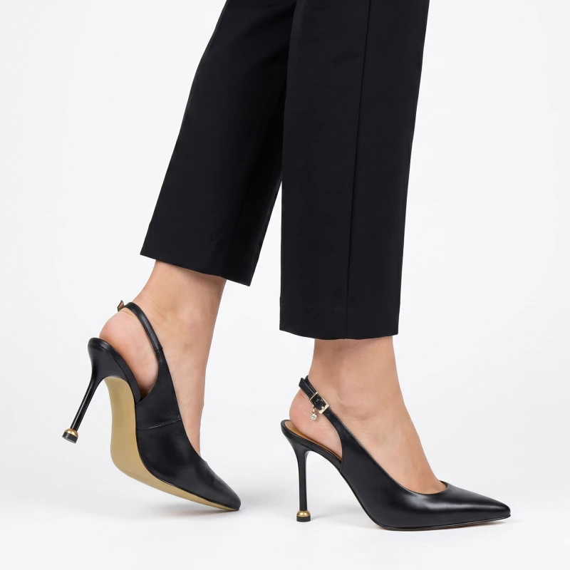 Czarne skórzane szpilki z odkrytą piętą Baldaccini 1