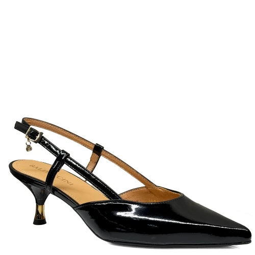 Czarne lakierowane skórzane czółenka na niskim obcasie slingback  20735-101