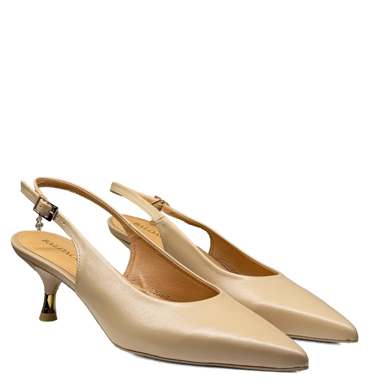 Beżowe biszkoptowe skórzane czółenka na niskim obcasie slingback3