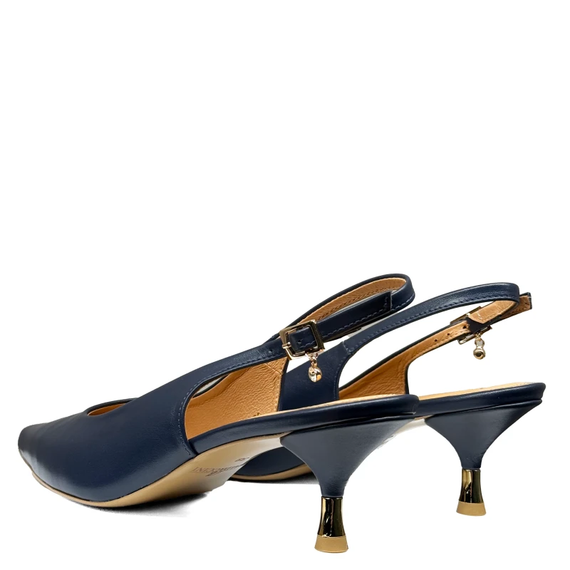 Granatowe czółenka na niskim obcasie slingback 207653