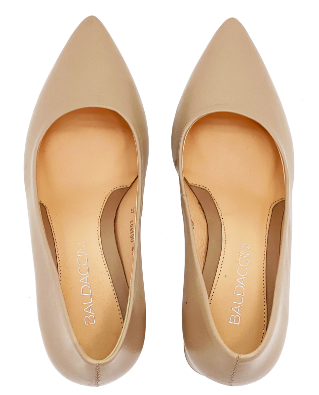 10410  baldaccini skórzane czółenka damskie na klocku beżowe.png7.png