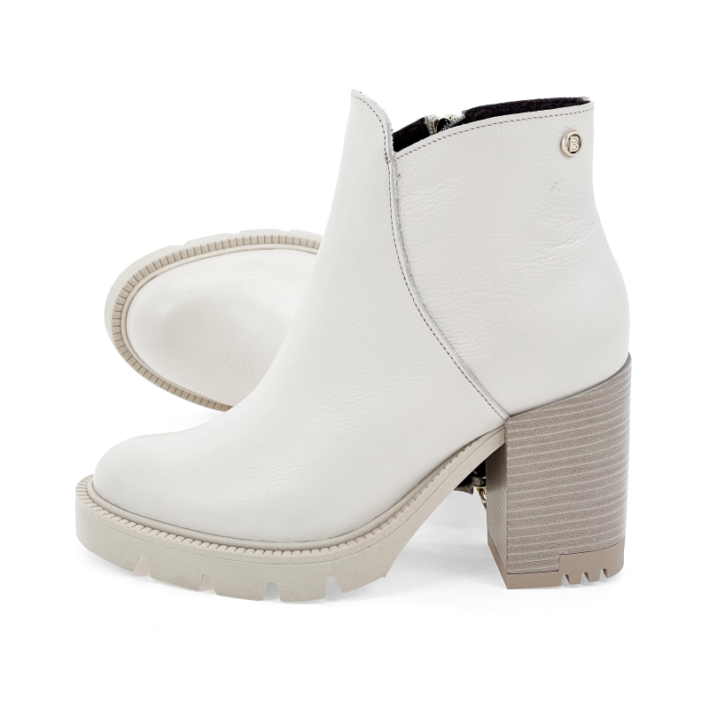 18090 beż groch.png4.png