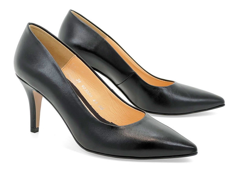 9030 czarne skórzane szpilki na niskim obcasie baldaccini.png2.png