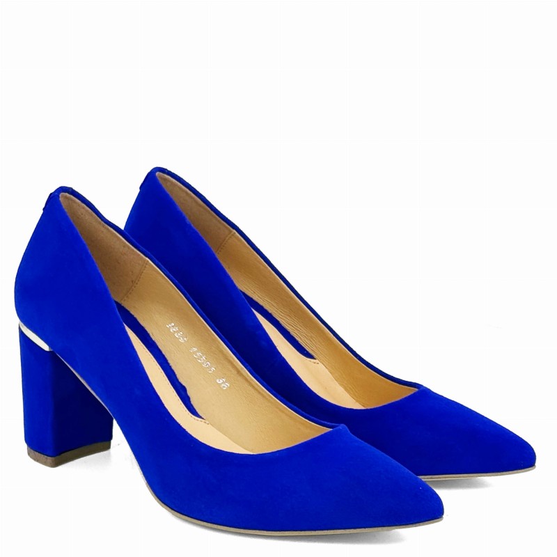 chabrowe czółenka na słupku (2).jpg