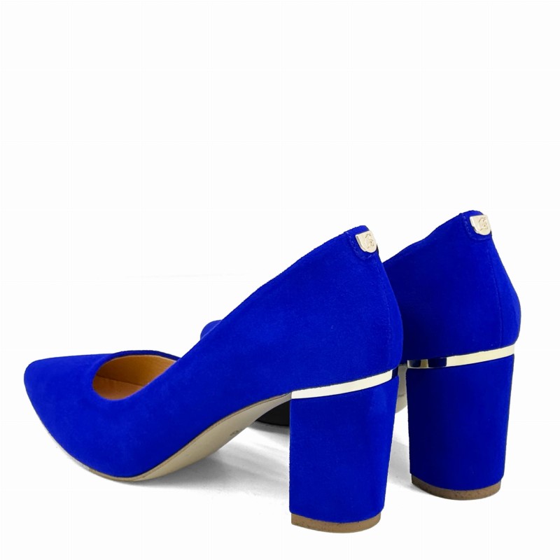 chabrowe czółenka na słupku (3).jpg